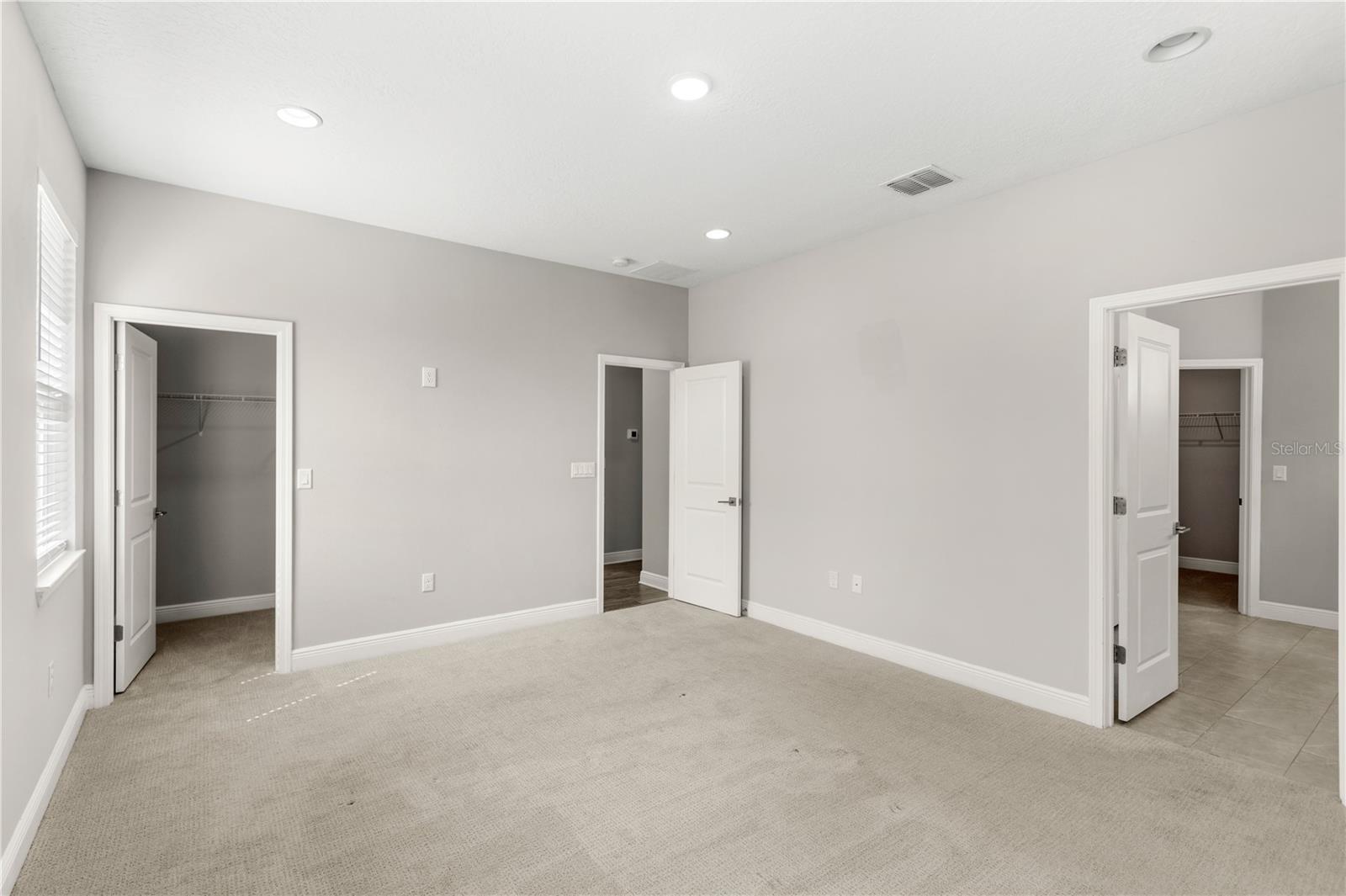 Image 30 of 42 For 4417 Lions Gate Avenue