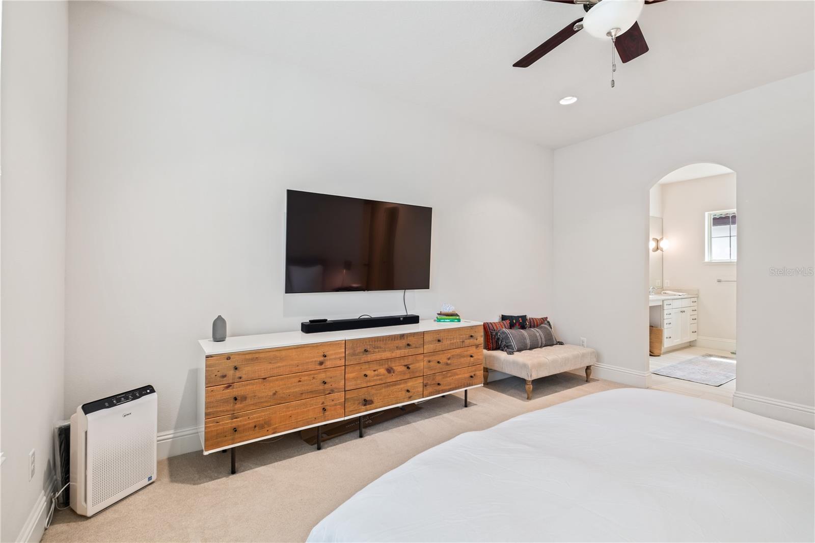 Image 11 of 21 For 1732 Ridgewood Avenue S