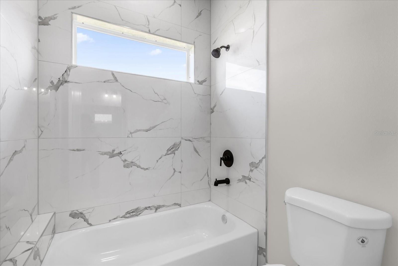 Image 16 of 34 For 15782 52 Avenue