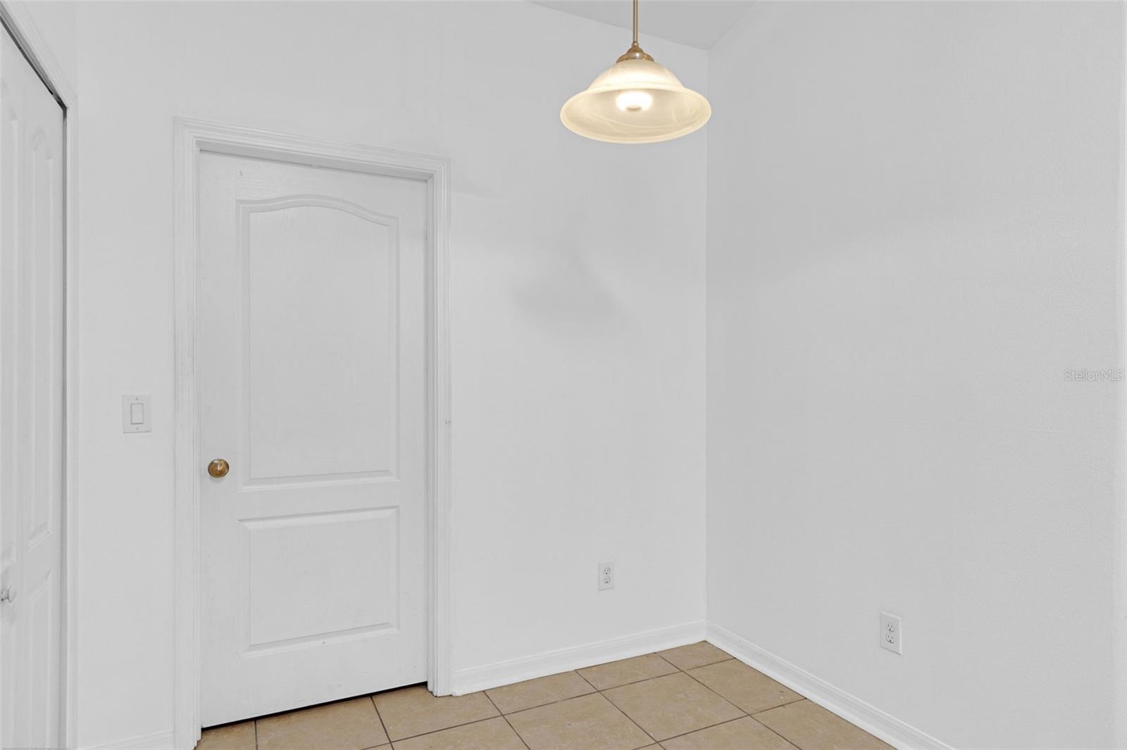 Image 10 of 43 For 5727 Rutherford Road