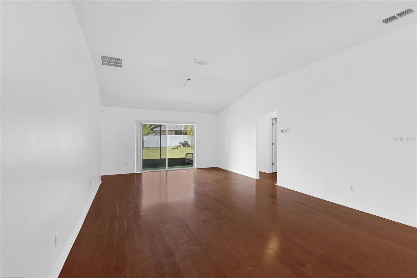 Image 12 of 43 For 5727 Rutherford Road