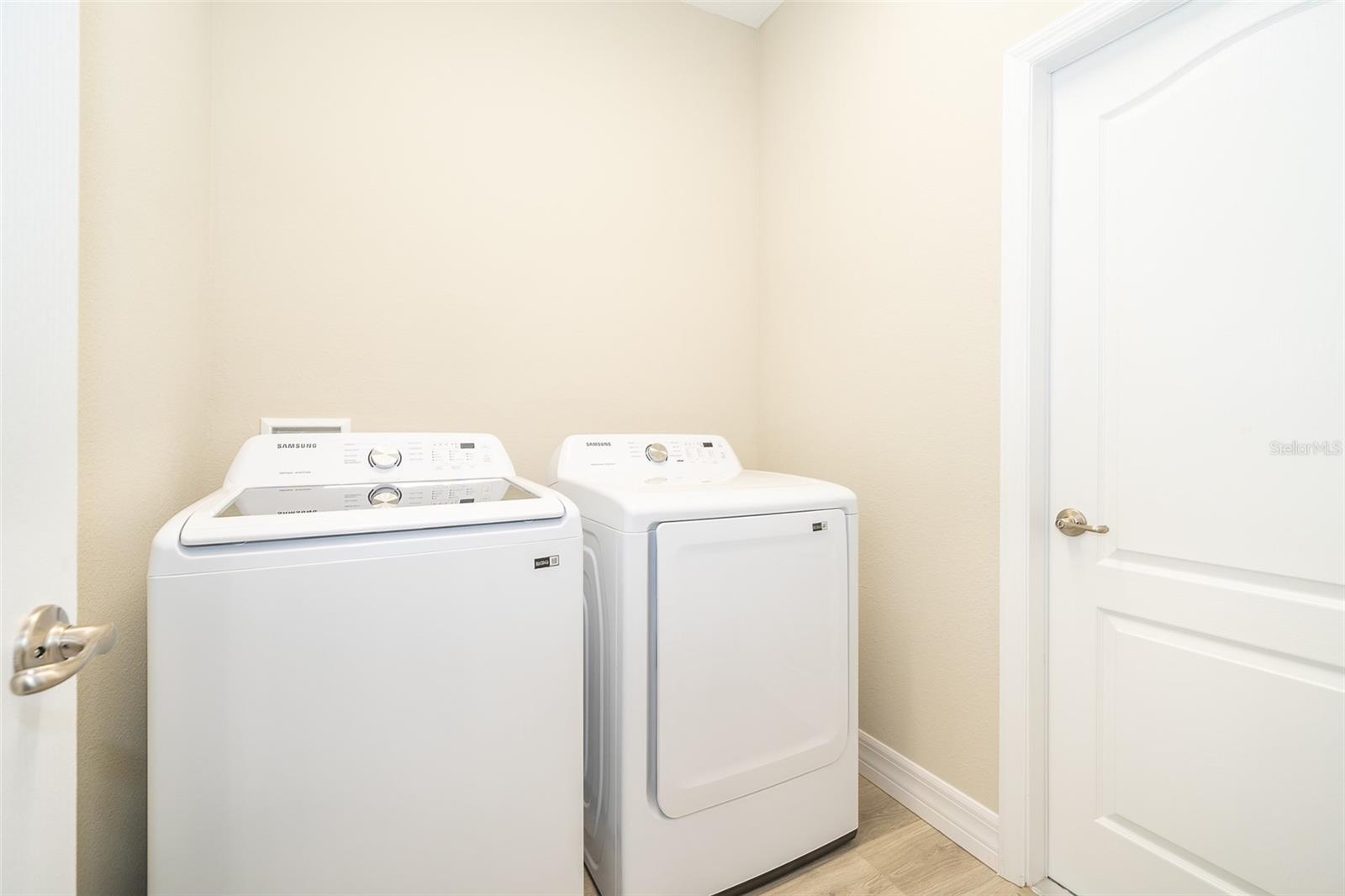 Image 19 of 21 For 13805 43rd Circle