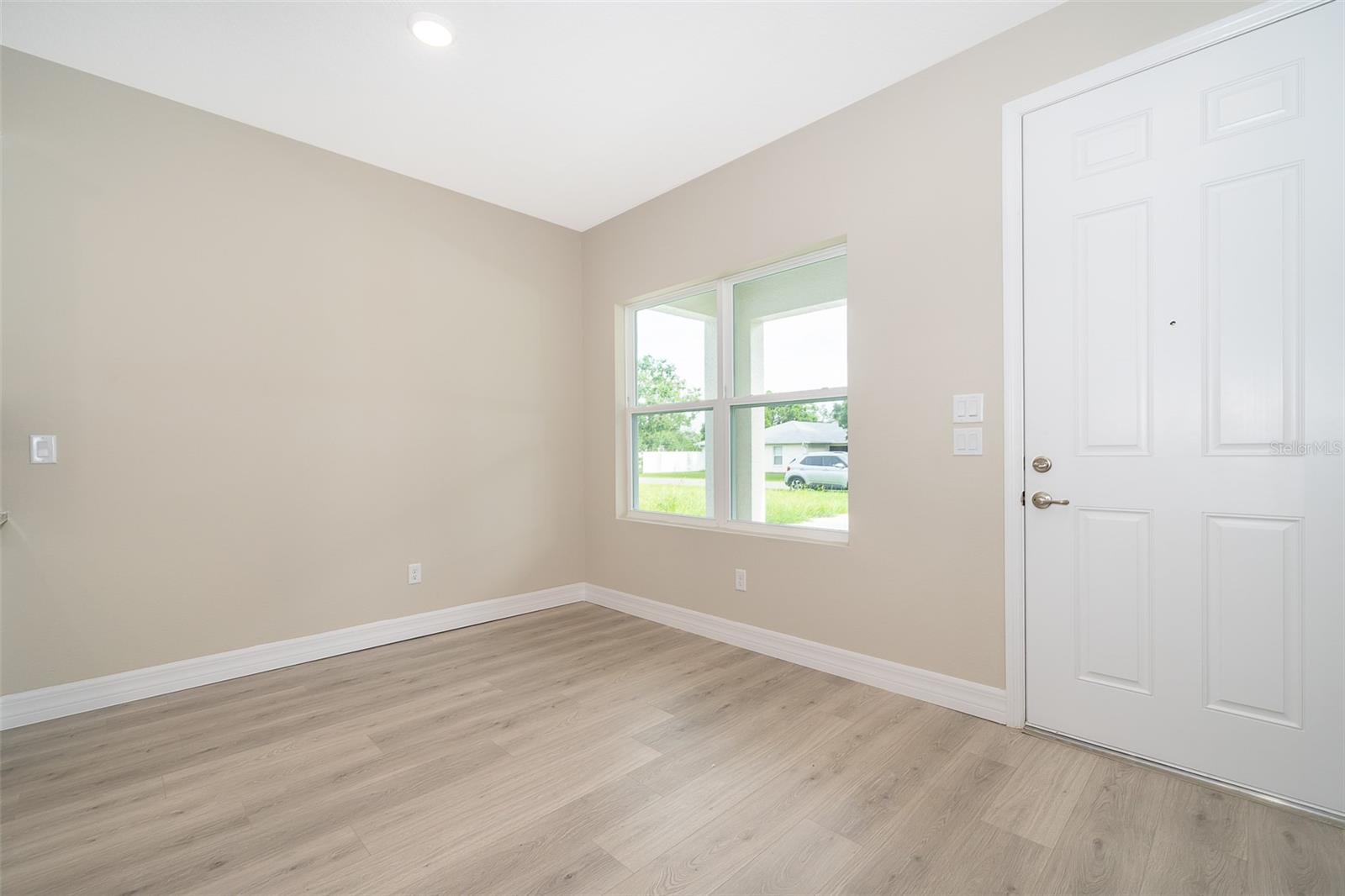 Image 8 of 21 For 13805 43rd Circle