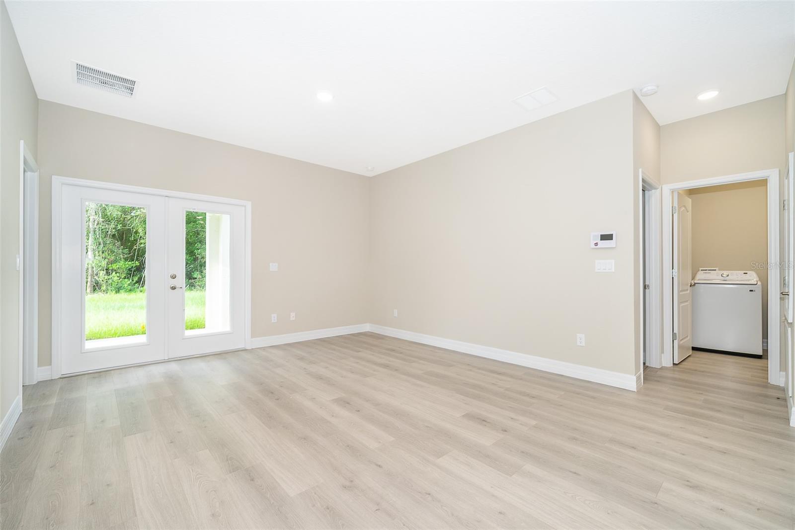 Image 9 of 21 For 13805 43rd Circle