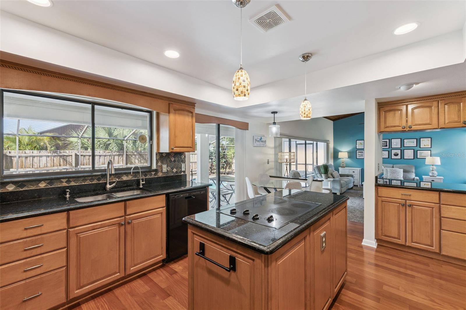 Image 15 of 46 For 501 Riverbend Boulevard