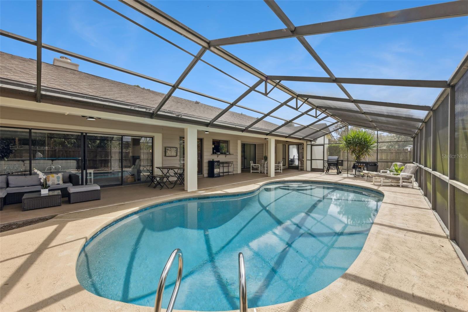 Image 37 of 46 For 501 Riverbend Boulevard