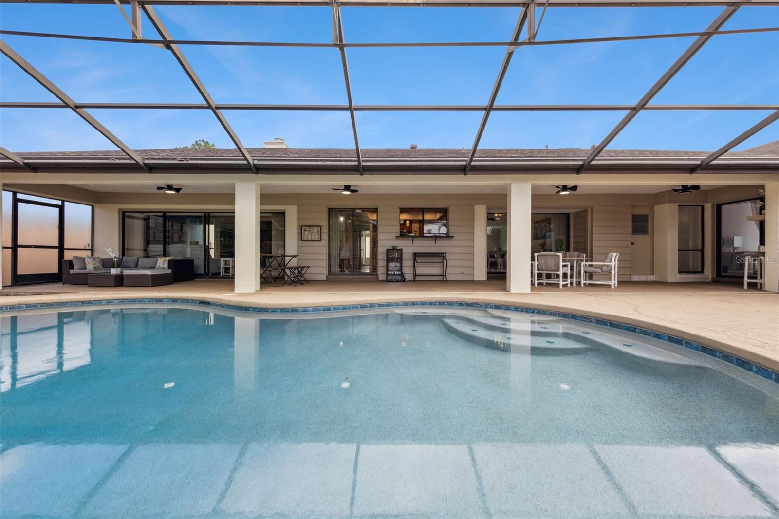 Image 39 of 46 For 501 Riverbend Boulevard