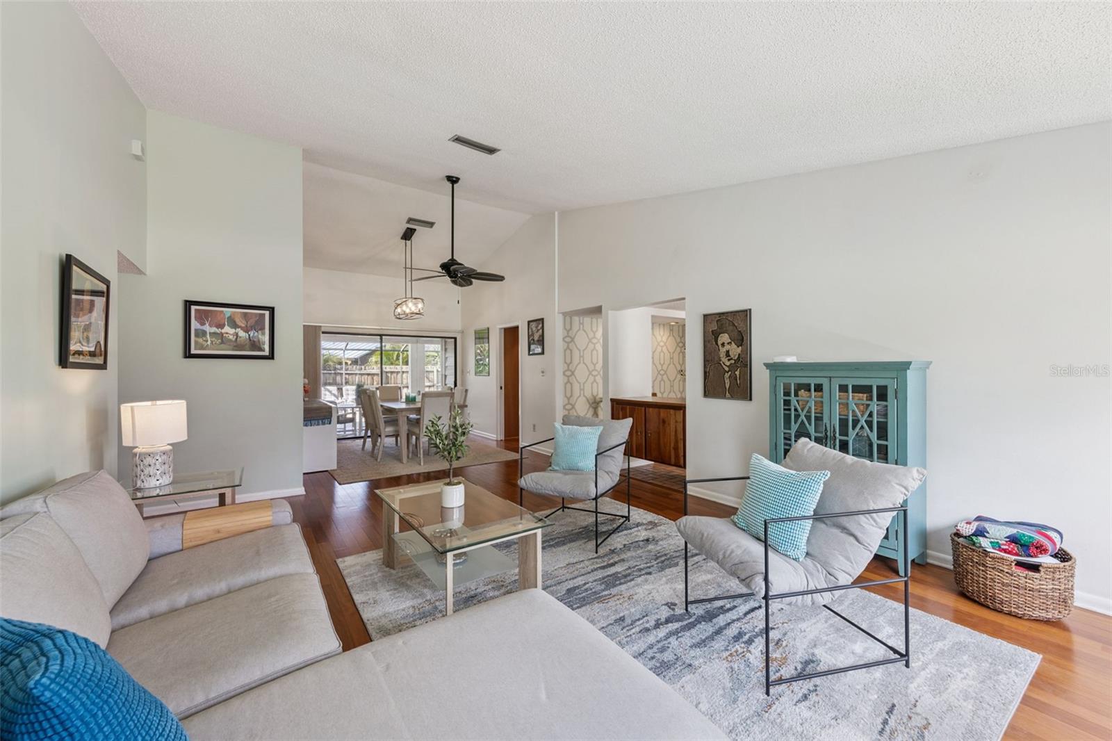 Image 8 of 46 For 501 Riverbend Boulevard