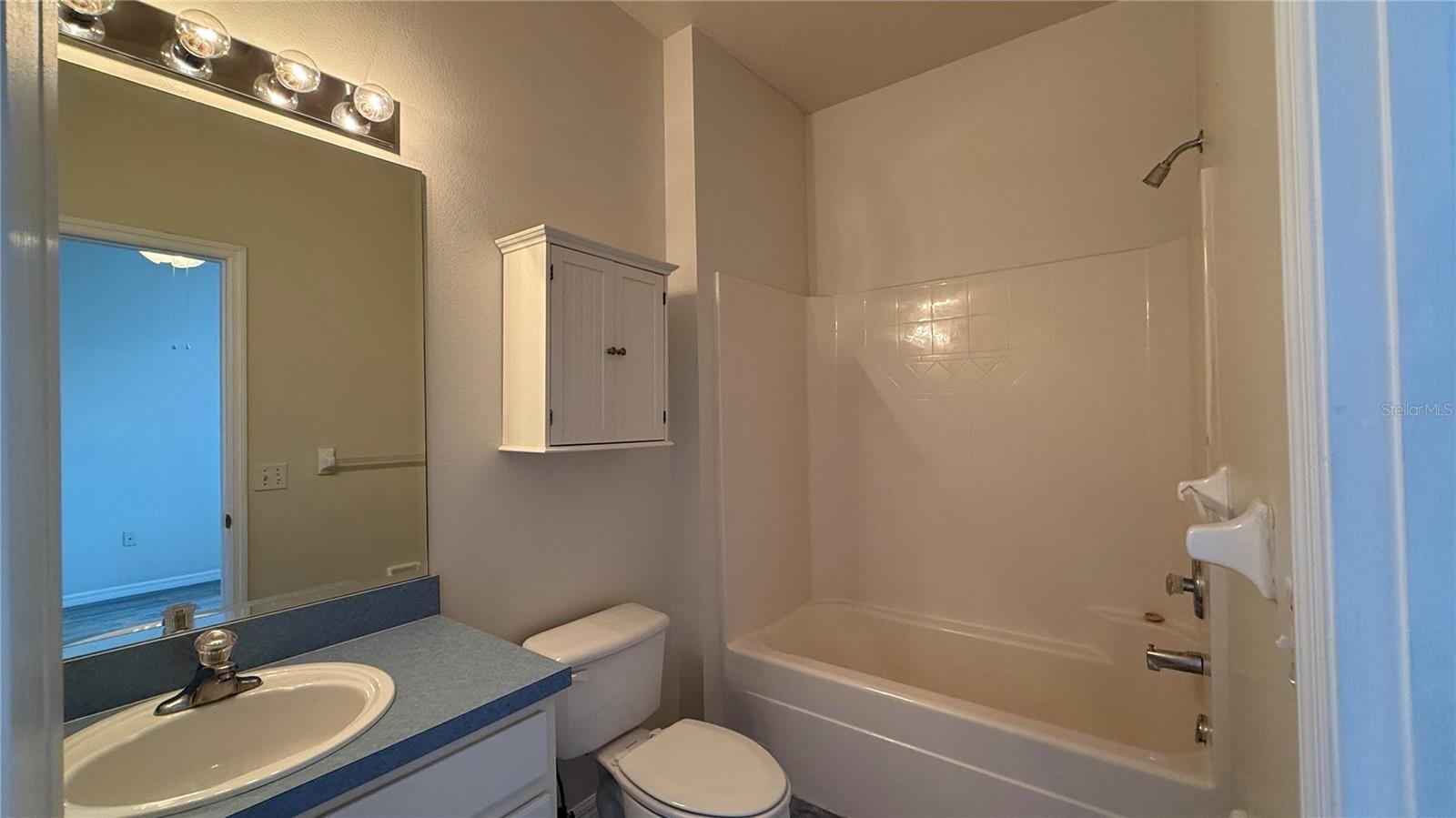 Image 18 of 25 For 112 Monroe Circle