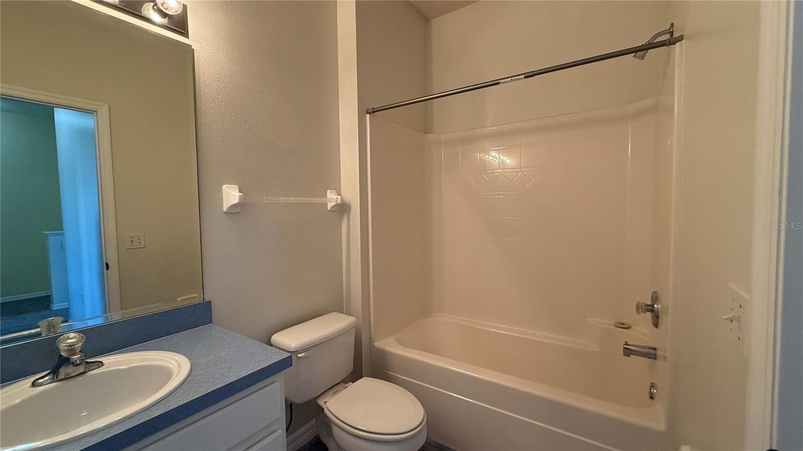 Image 24 of 25 For 112 Monroe Circle