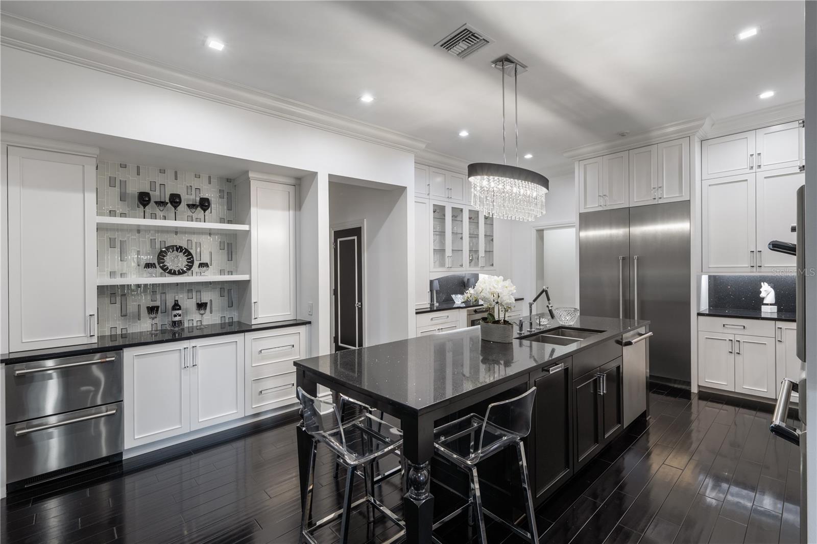 Image 10 of 57 For 1581 Forest Avenue