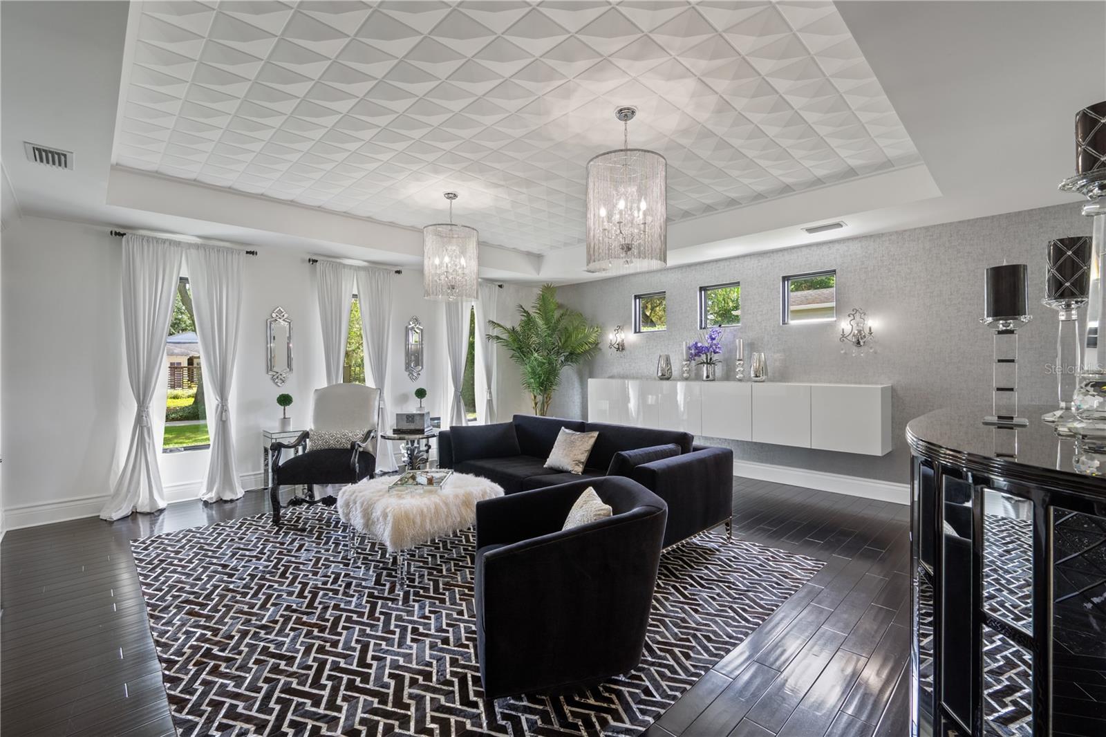 Image 18 of 57 For 1581 Forest Avenue