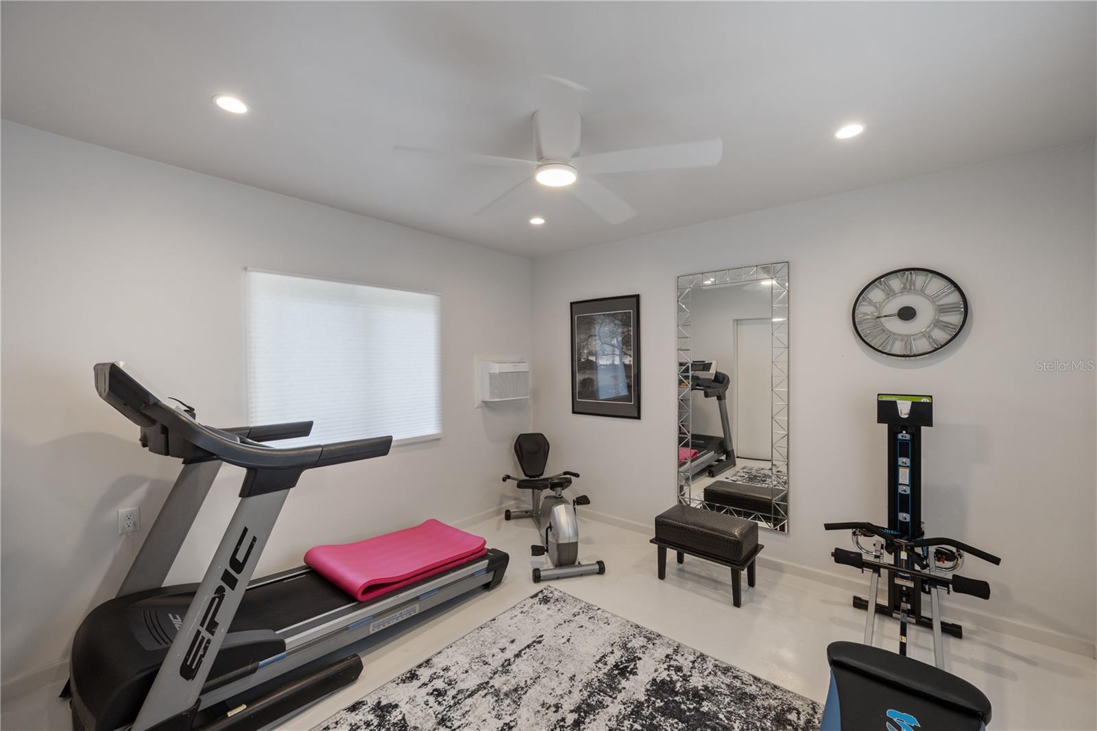 Image 31 of 57 For 1581 Forest Avenue