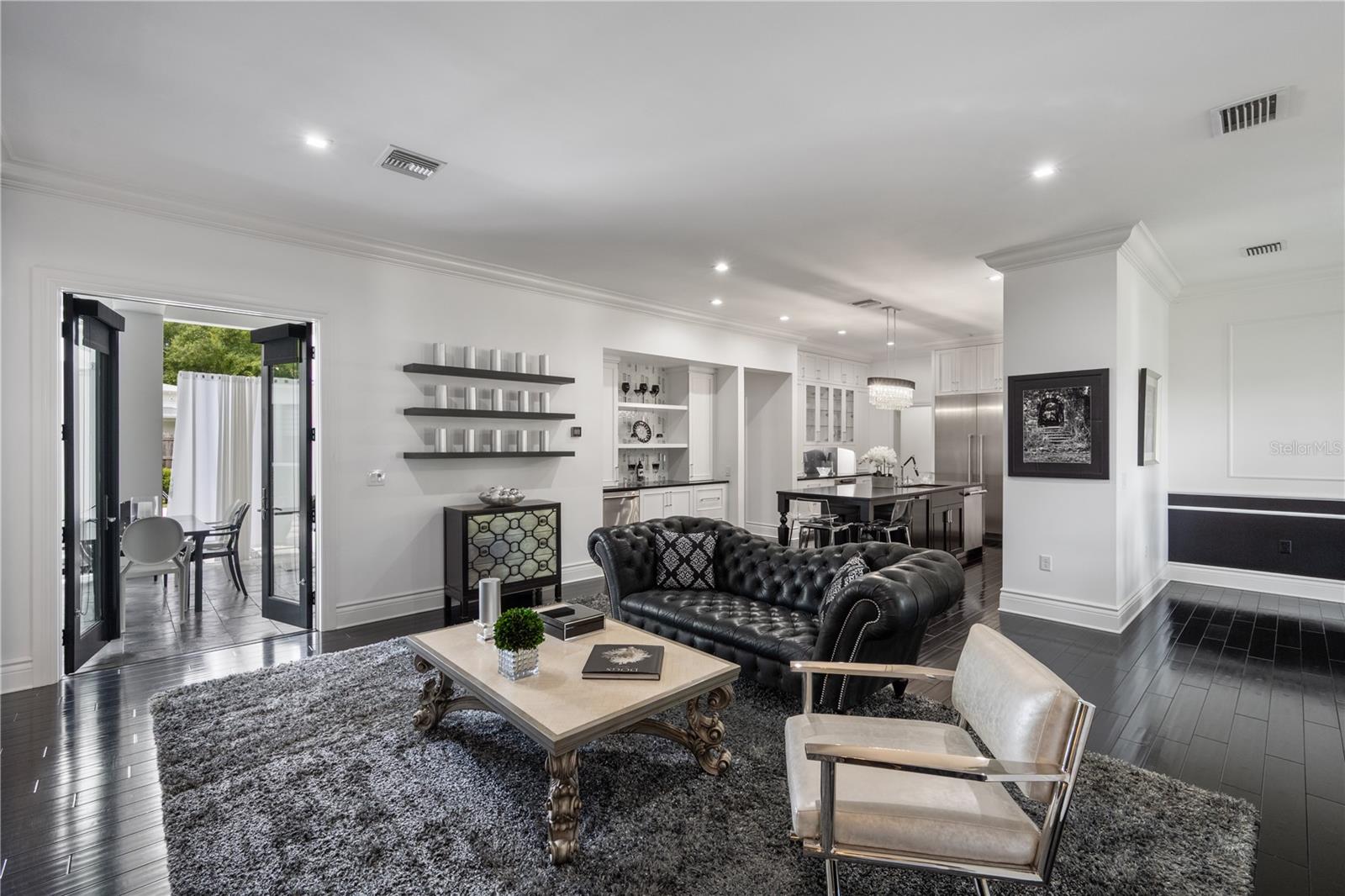 Image 7 of 57 For 1581 Forest Avenue