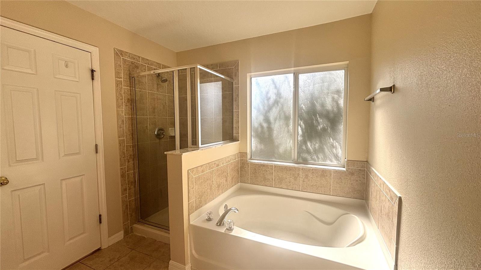 Image 24 of 32 For 2487 Hassonite Street