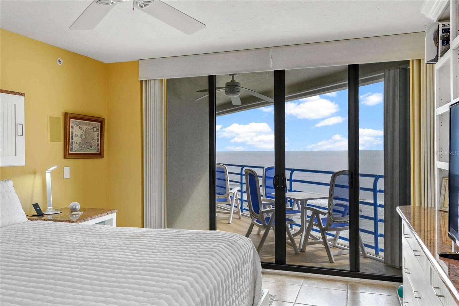 Image 26 of 39 For 4493 Atlantic Avenue 806