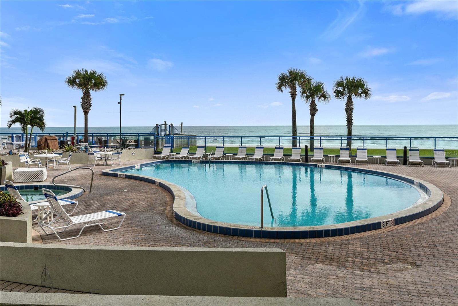 Image 33 of 39 For 4493 Atlantic Avenue 806