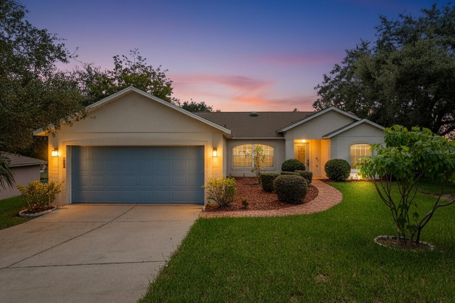 Details for 818 Cherry Laurel Street W, MINNEOLA, FL 34715