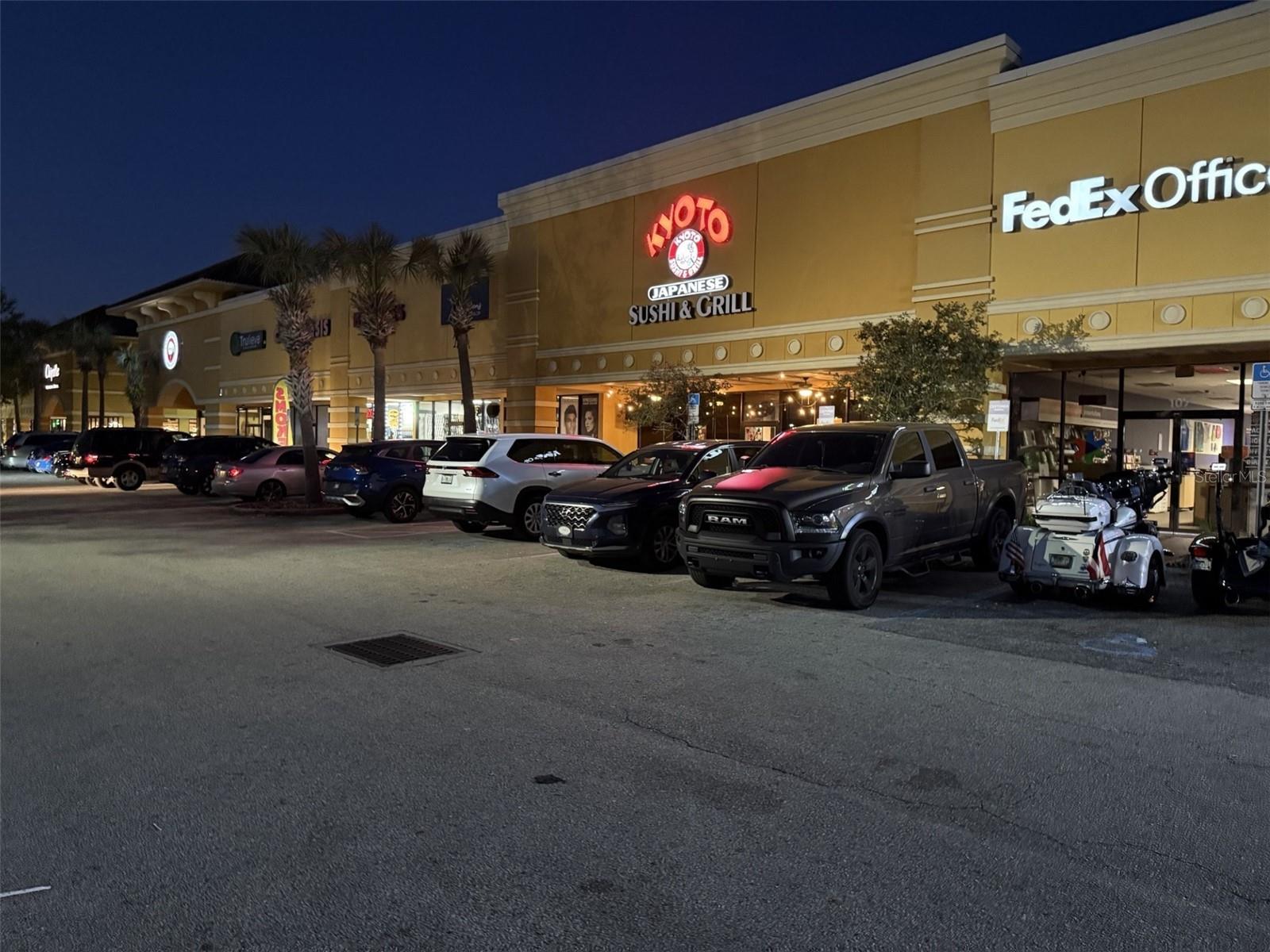 Image 14 of 18 For 6651 Semoran Boulevard