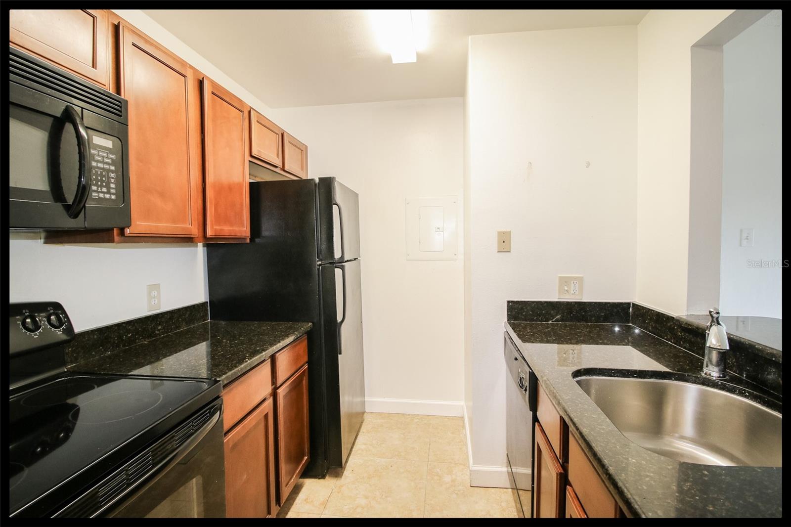 Image 4 of 10 For 3838 Nautical Way 201