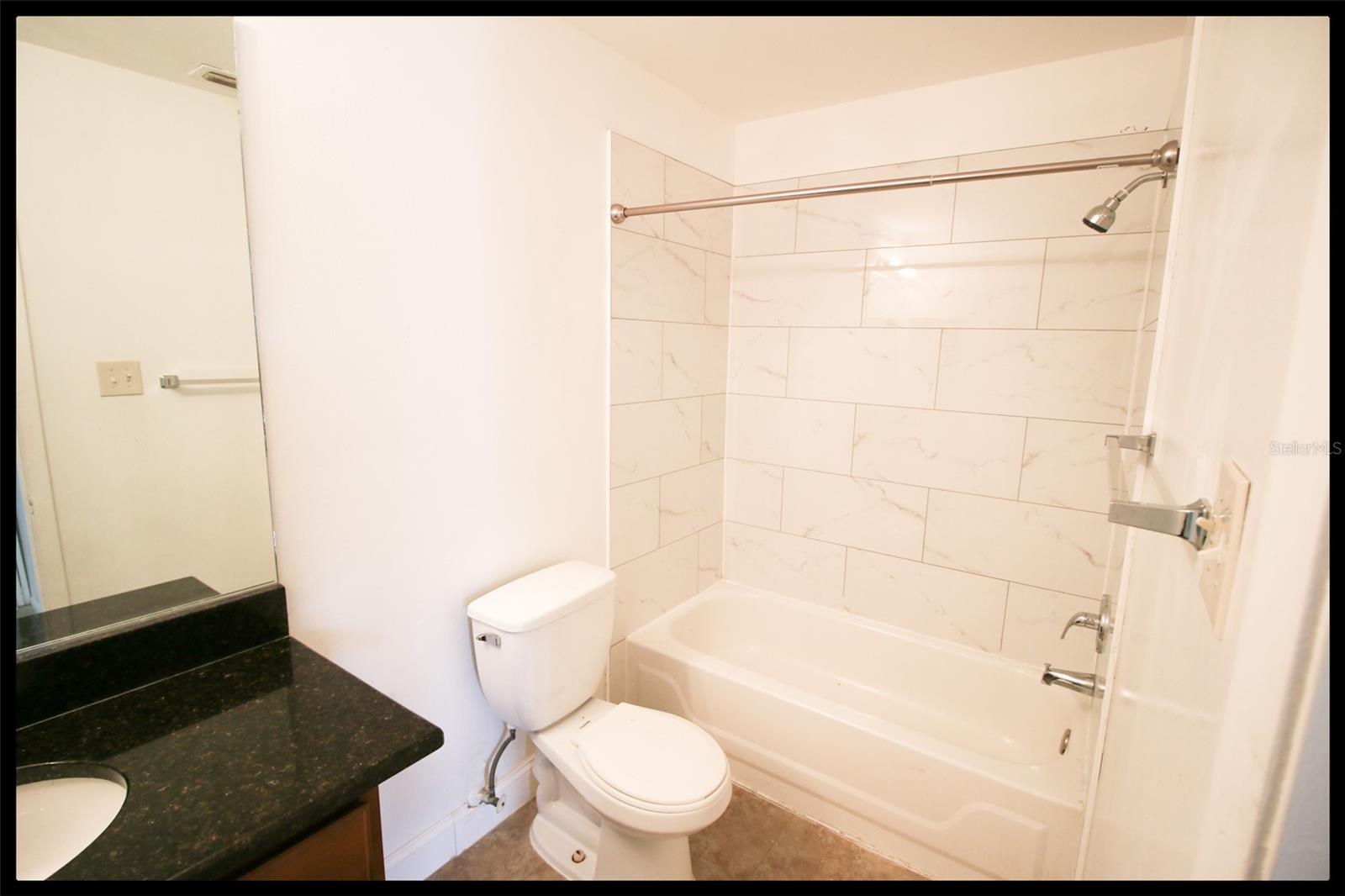 Image 9 of 10 For 3838 Nautical Way 201