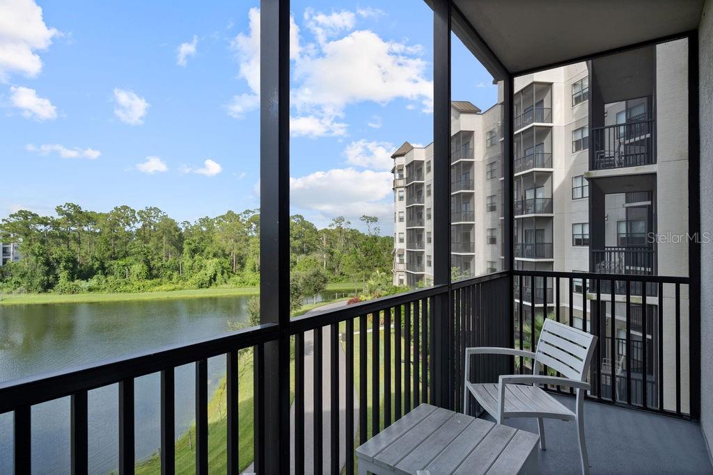 Image 11 of 35 For 14501 Grove Resort Avenue 2423