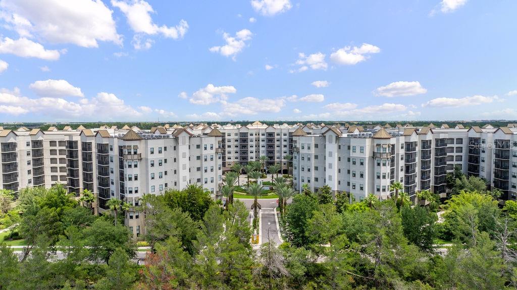 Image 32 of 35 For 14501 Grove Resort Avenue 2423