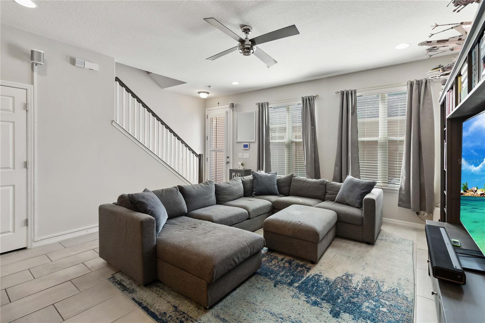 Image 13 of 36 For 8646 Dufferin Lane