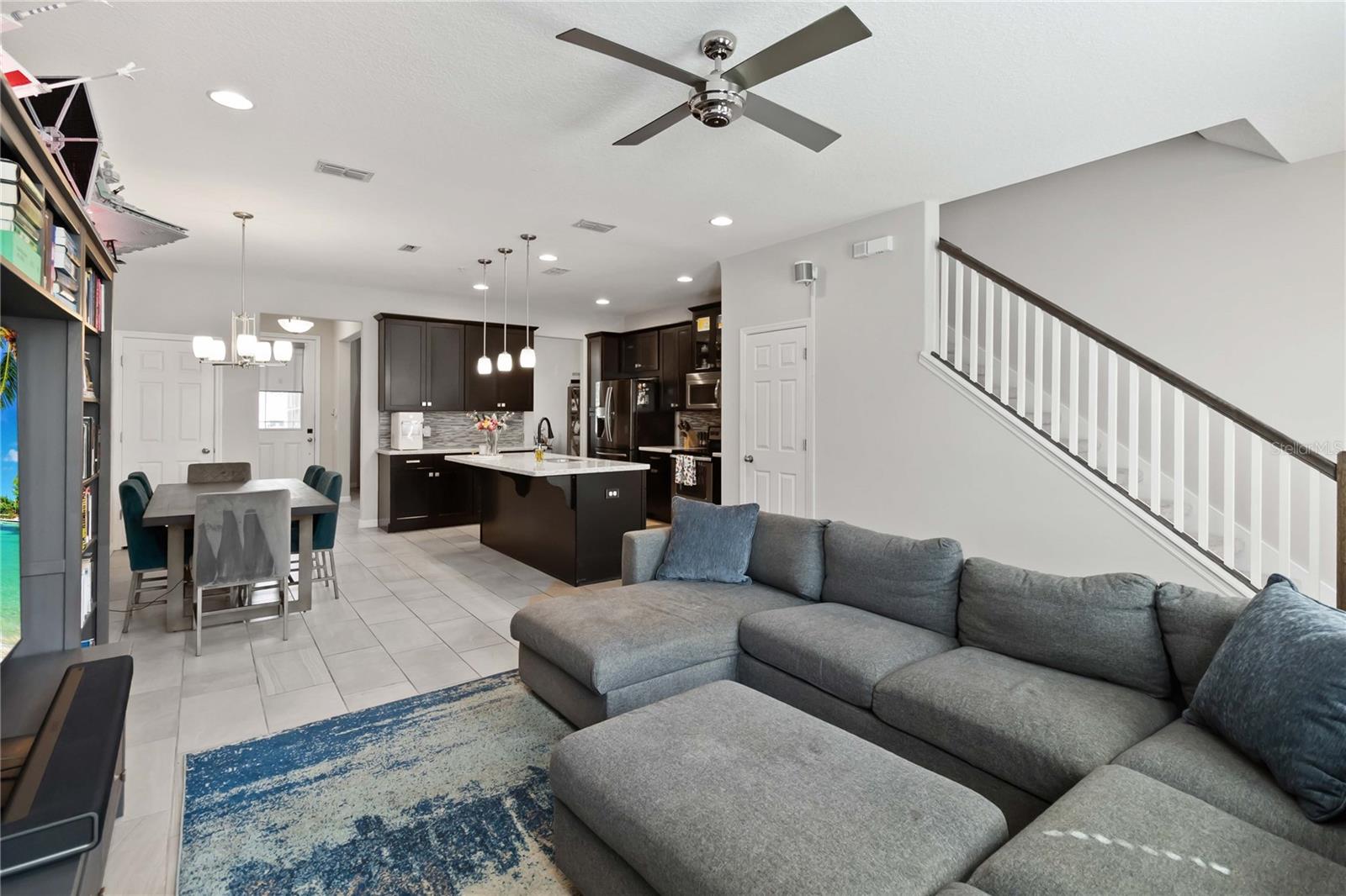 Image 15 of 36 For 8646 Dufferin Lane