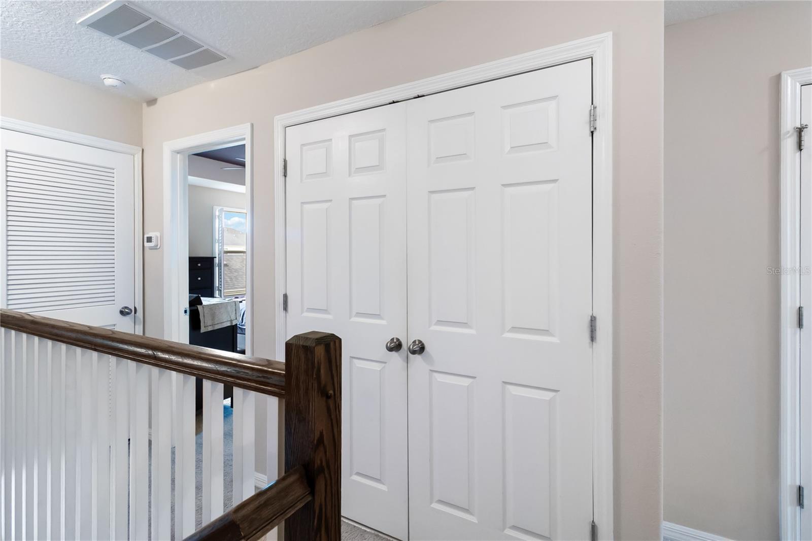 Image 16 of 36 For 8646 Dufferin Lane