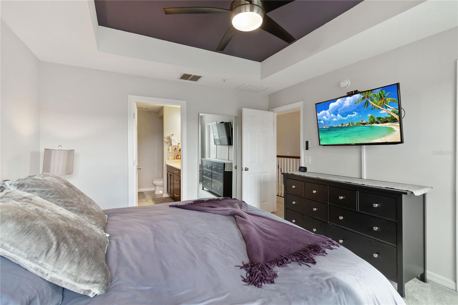 Image 18 of 36 For 8646 Dufferin Lane