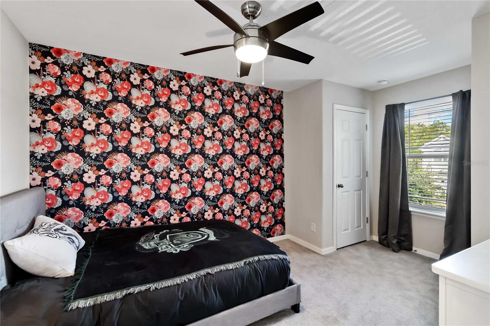 Image 21 of 36 For 8646 Dufferin Lane