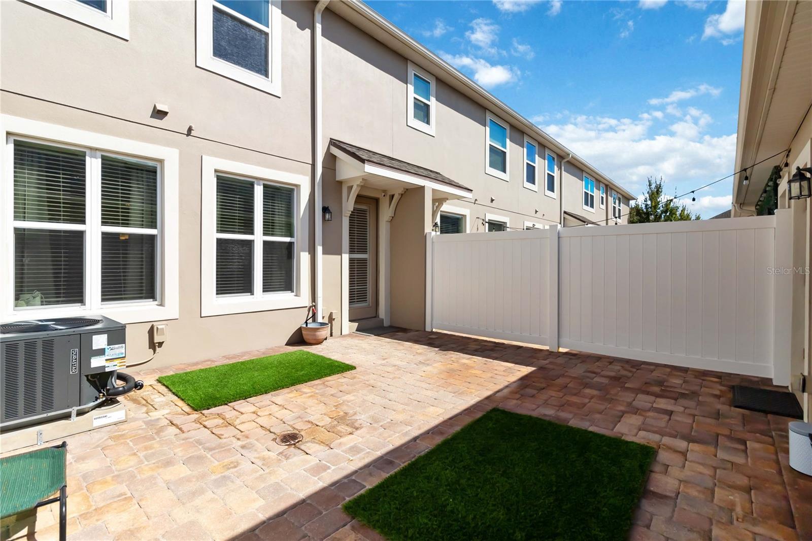 Image 27 of 36 For 8646 Dufferin Lane