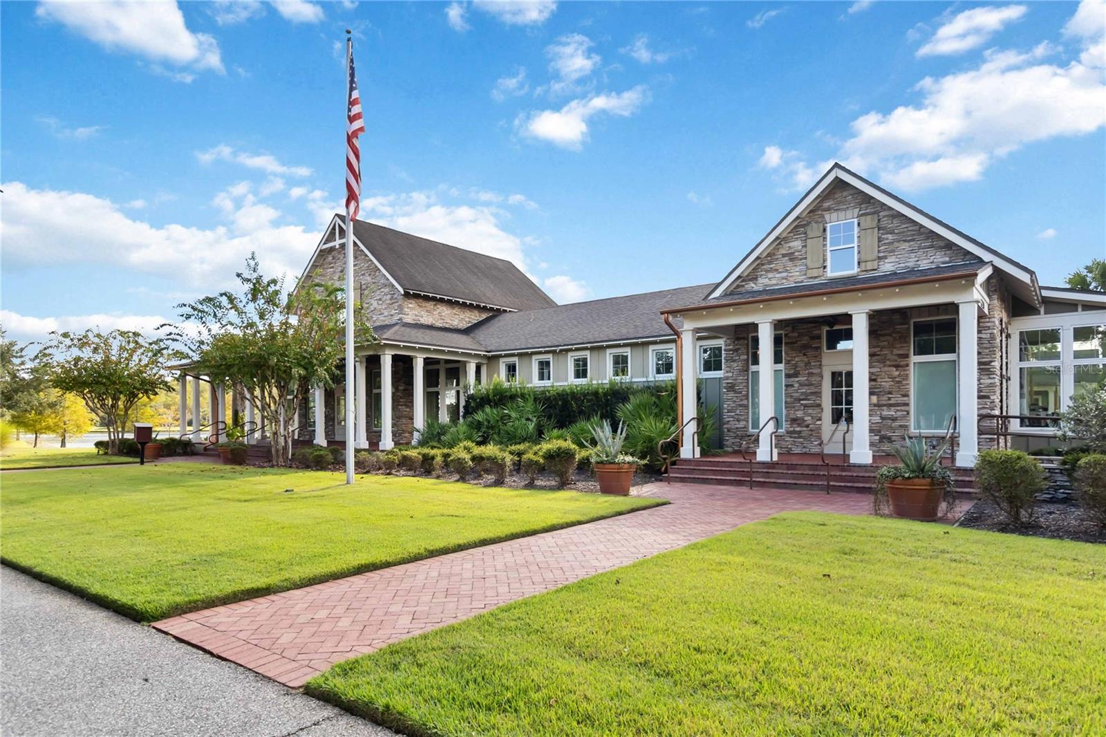 Image 29 of 36 For 8646 Dufferin Lane