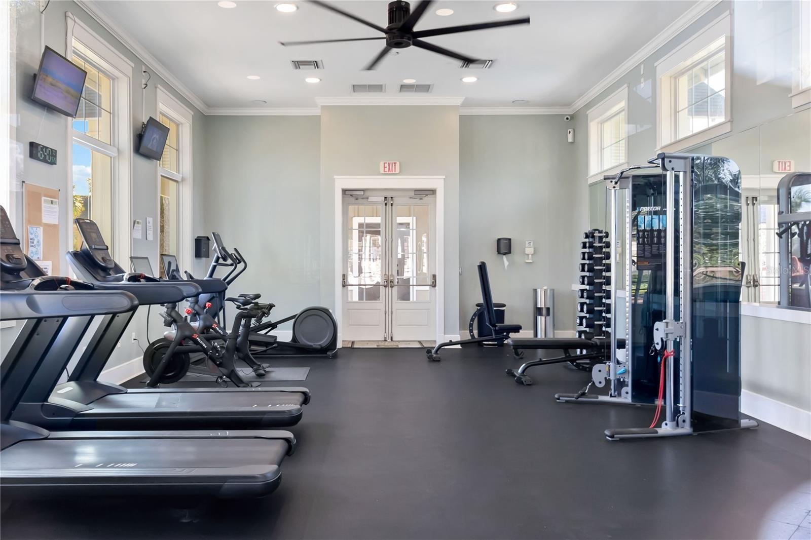 Image 33 of 36 For 8646 Dufferin Lane