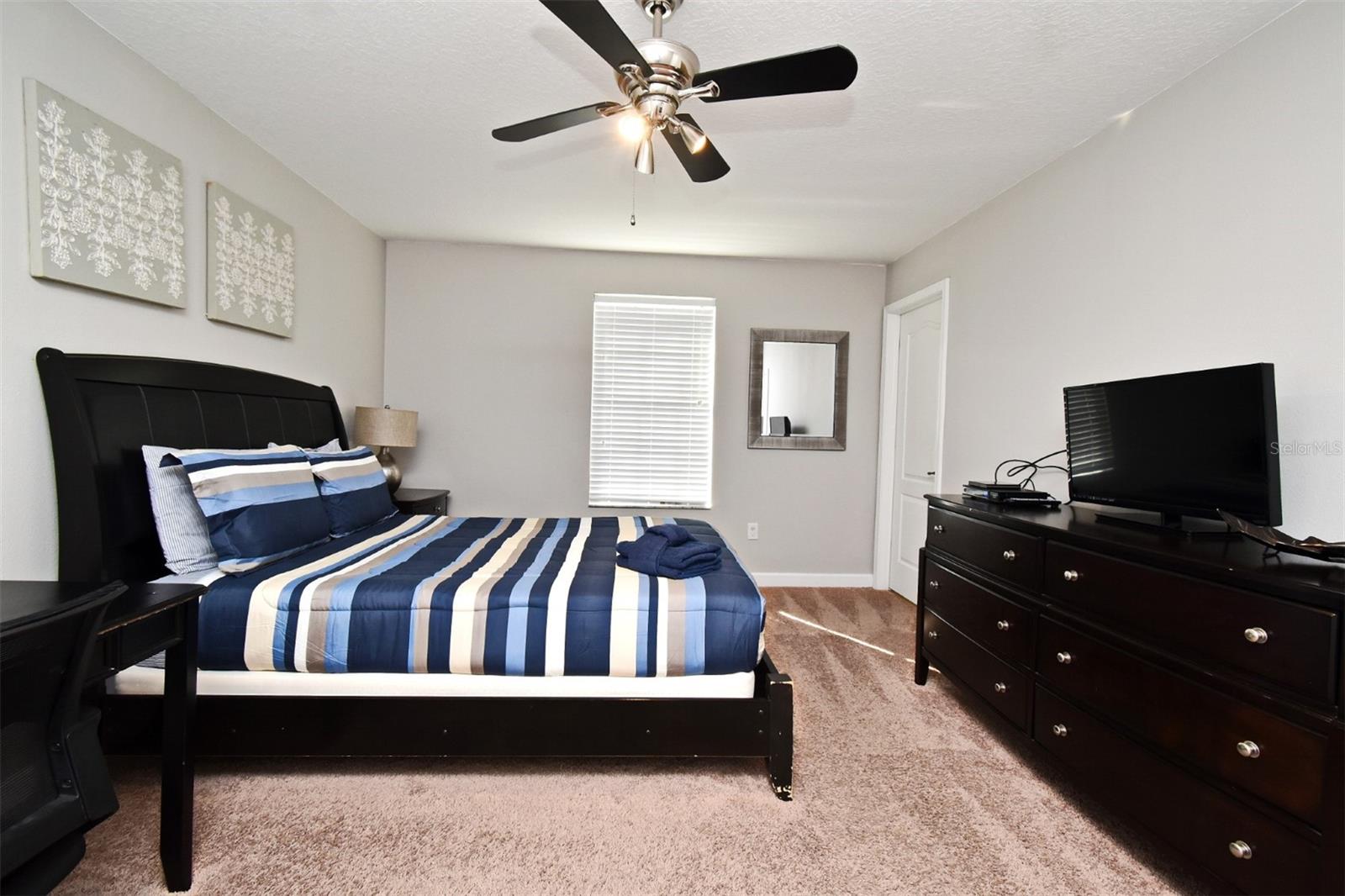 Image 36 of 70 For 8878 Candy Palm Rd