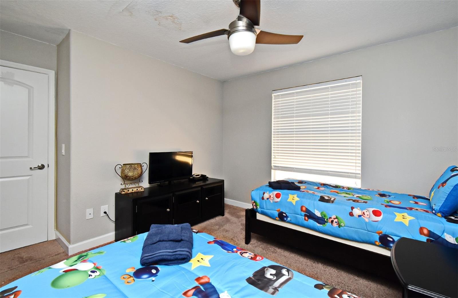 Image 41 of 70 For 8878 Candy Palm Rd