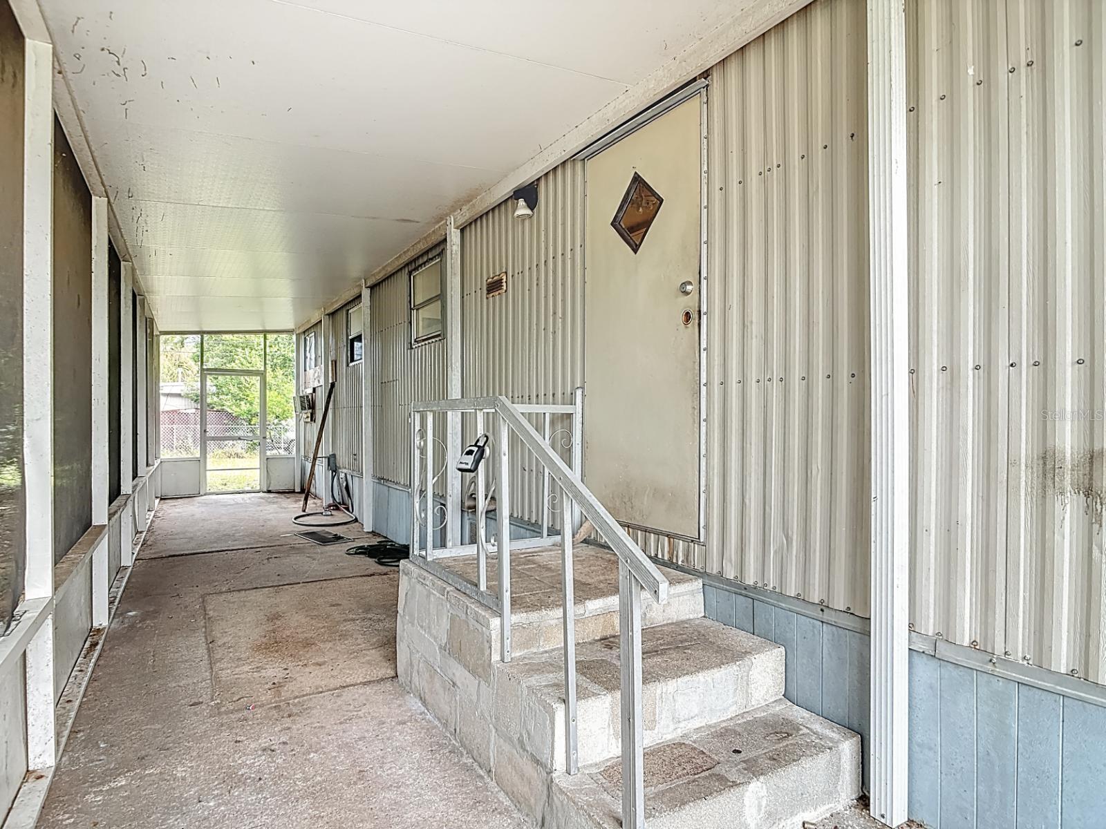 Image 3 of 22 For 1228 Sparton Avenue