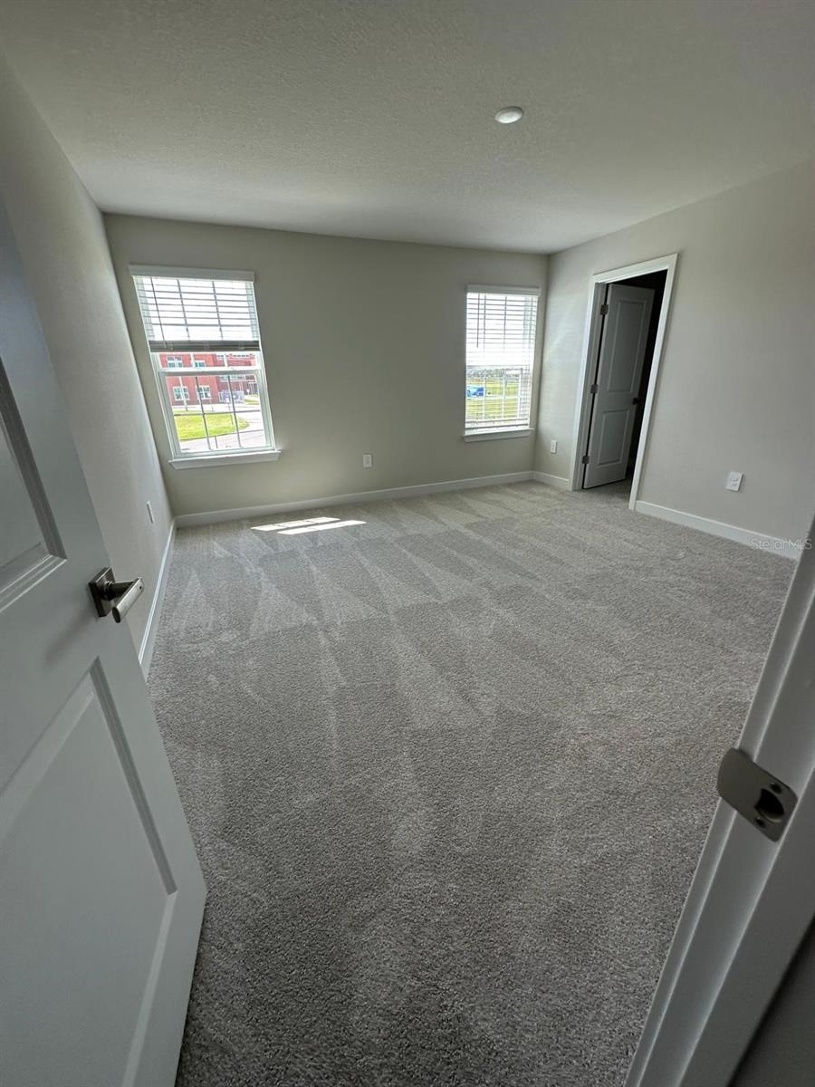 Image 14 of 21 For 12442 Amber Creek Cir