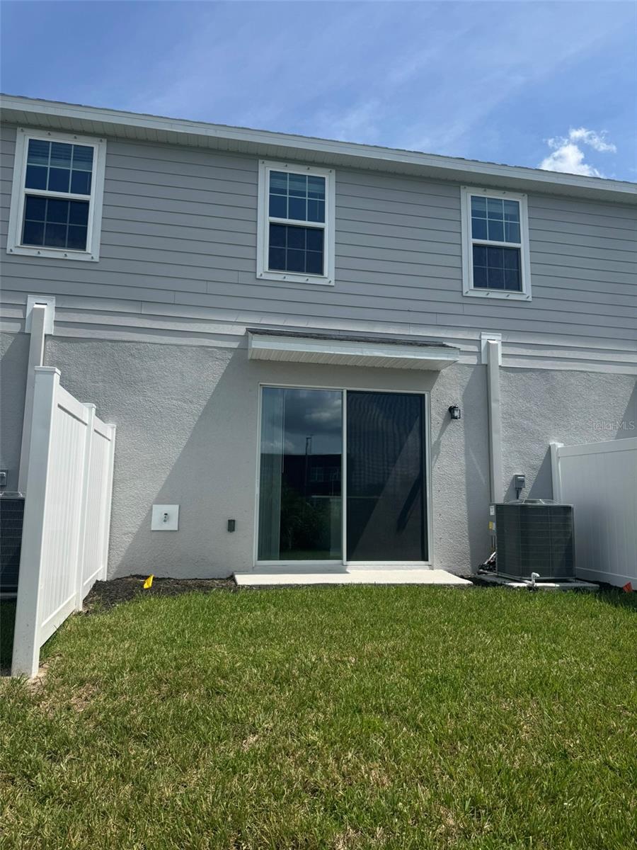 Image 19 of 21 For 12442 Amber Creek Cir