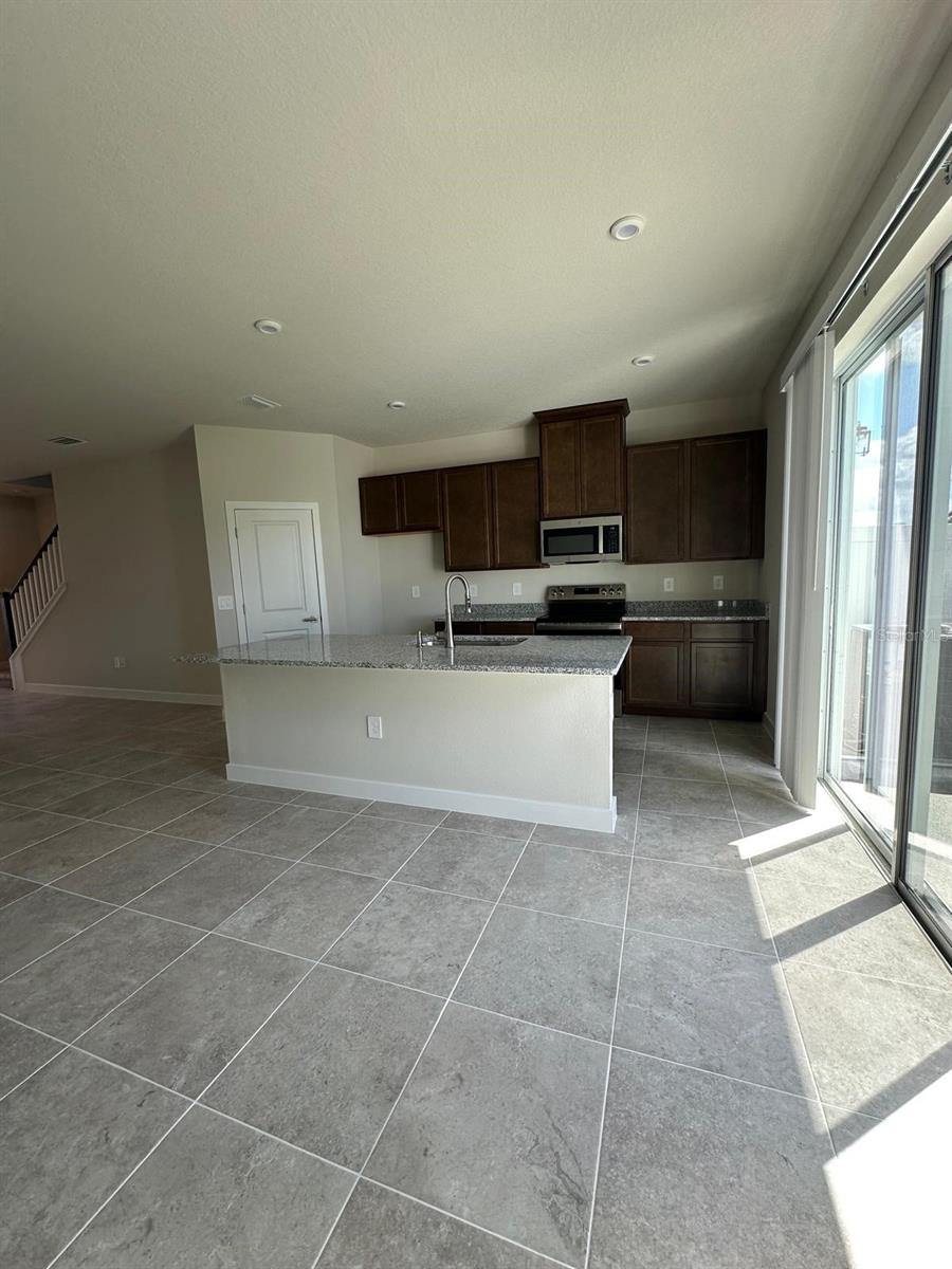 Image 5 of 21 For 12442 Amber Creek Cir