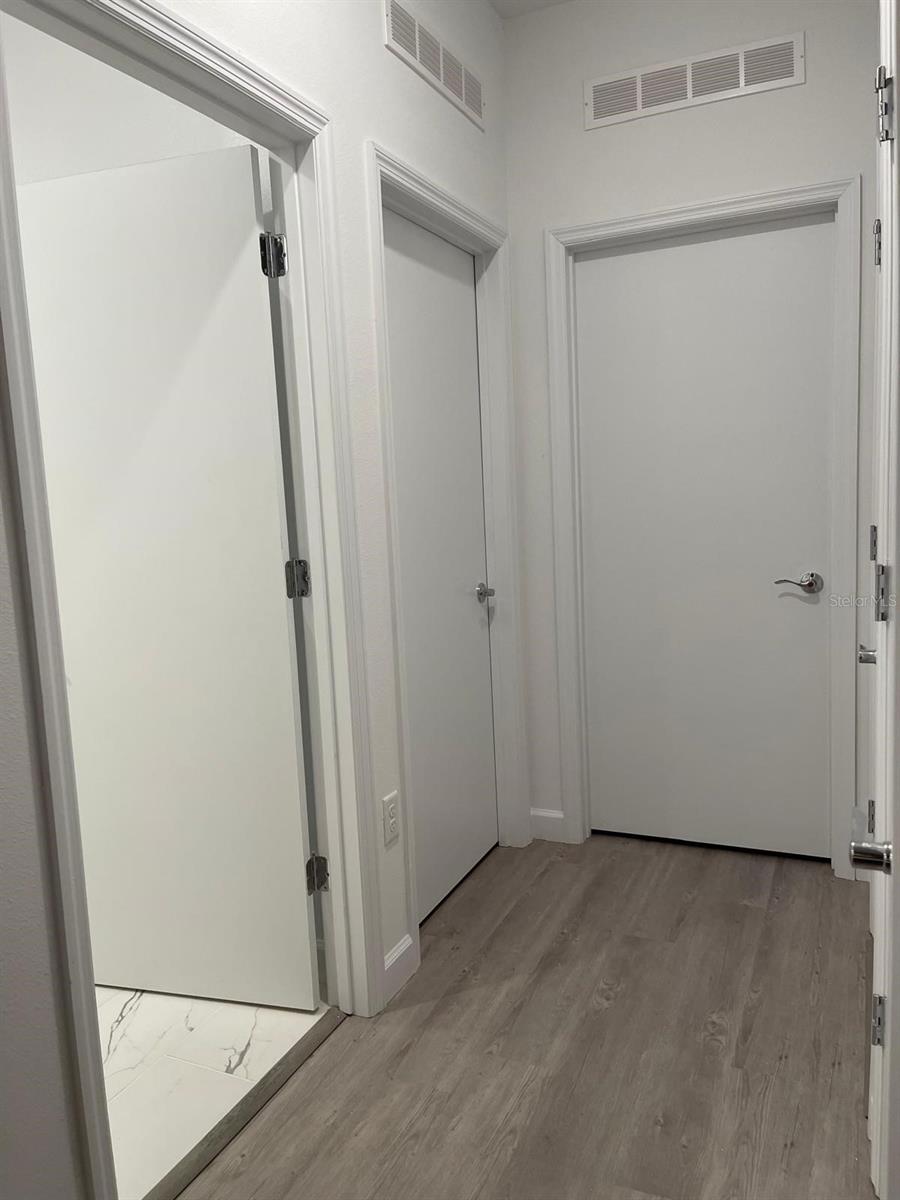 Image 21 of 31 For 665 Trikomo Drive