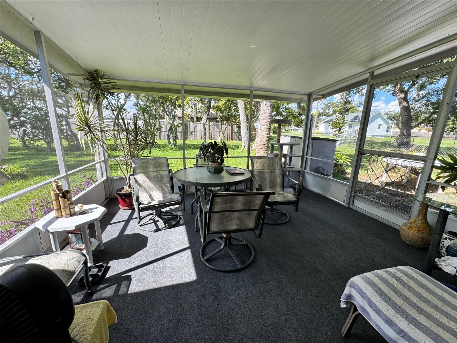 Image 22 of 30 For 2330 Green Street