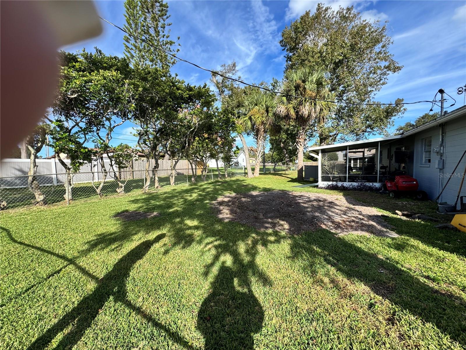 Image 29 of 30 For 2330 Green Street