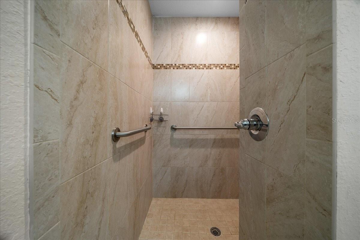 Image 19 of 61 For 4591 Elwood Road