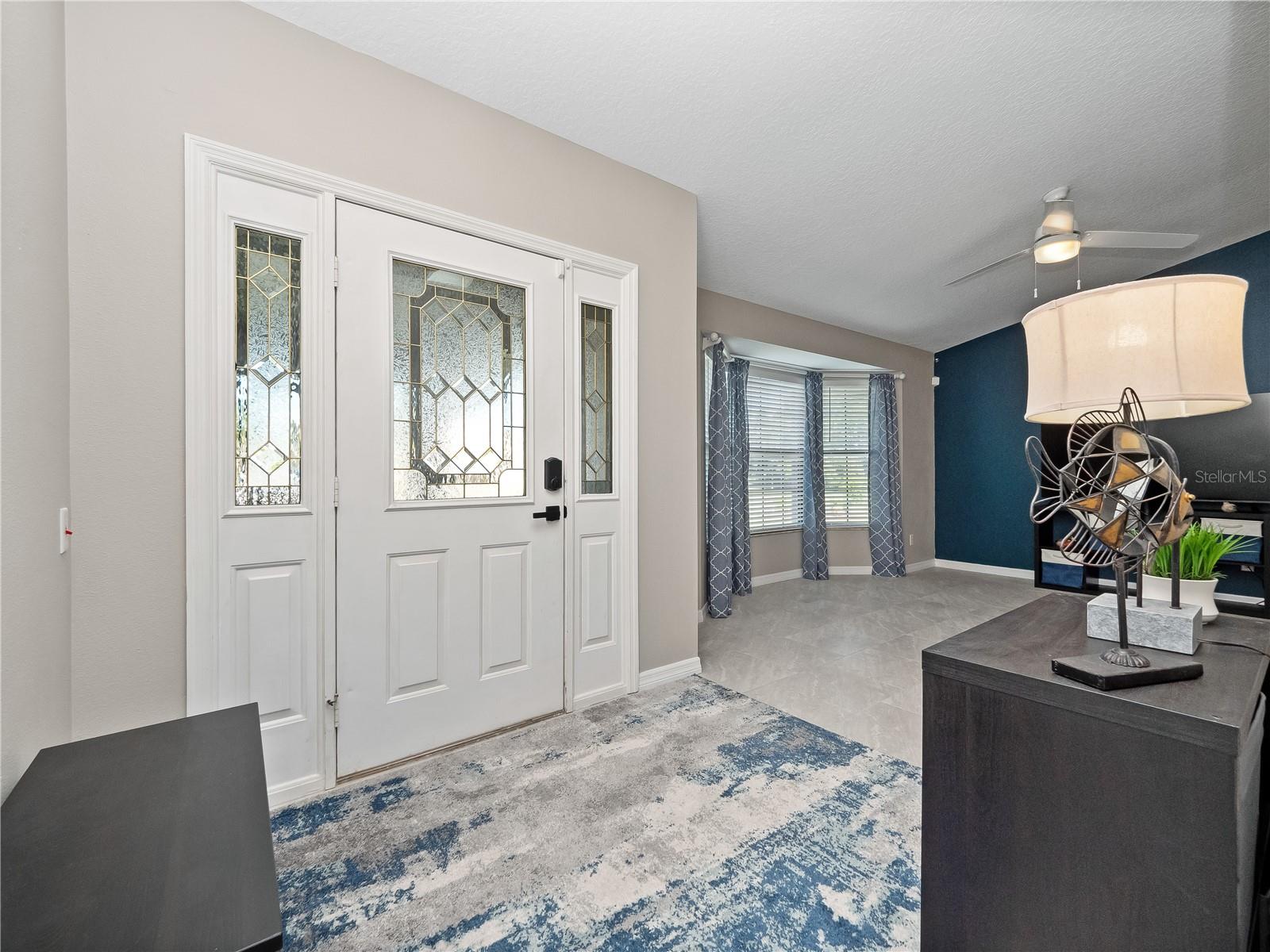 Image 3 of 44 For 21524 Queen Anne Court