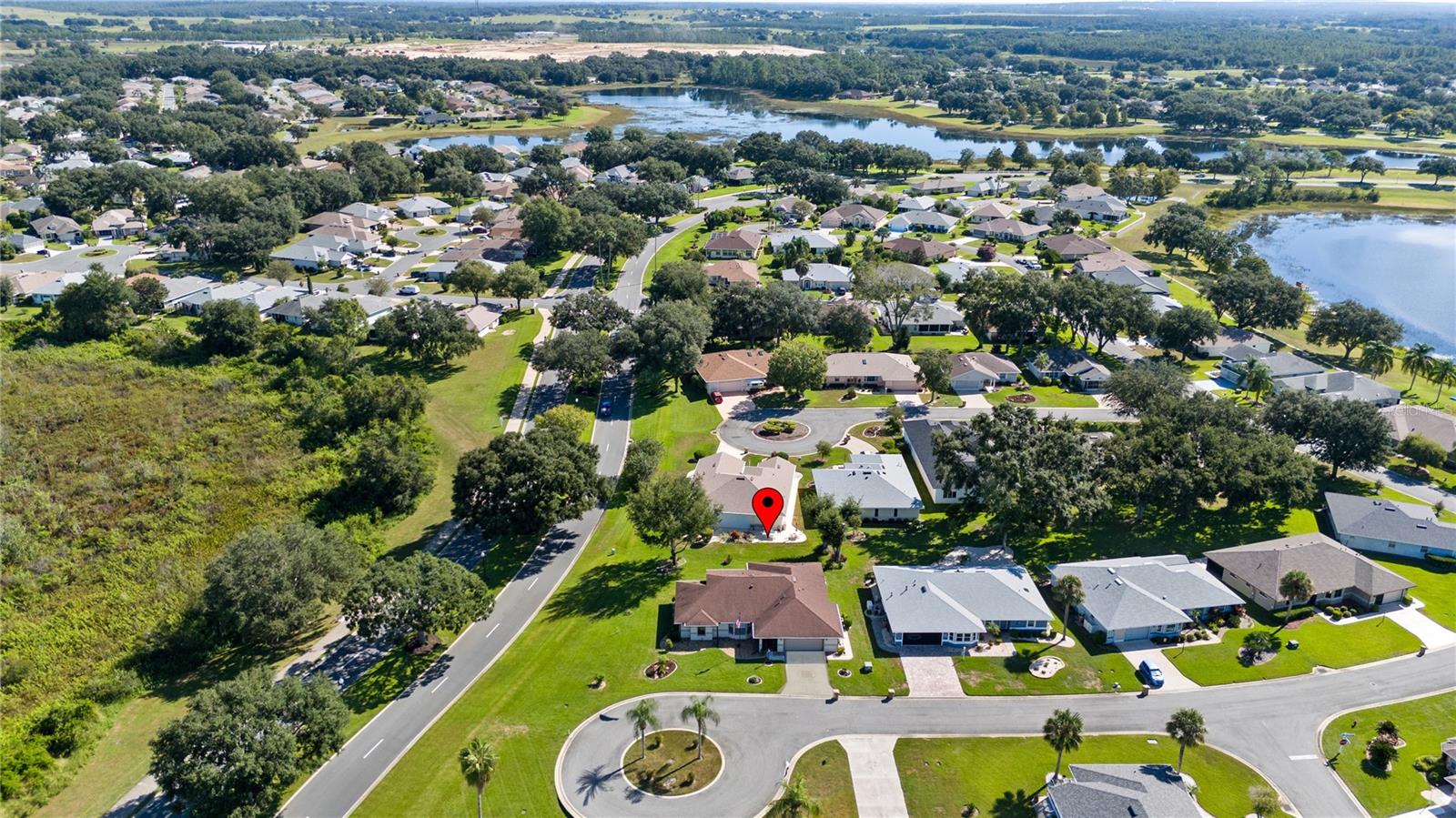 Image 31 of 44 For 21524 Queen Anne Court