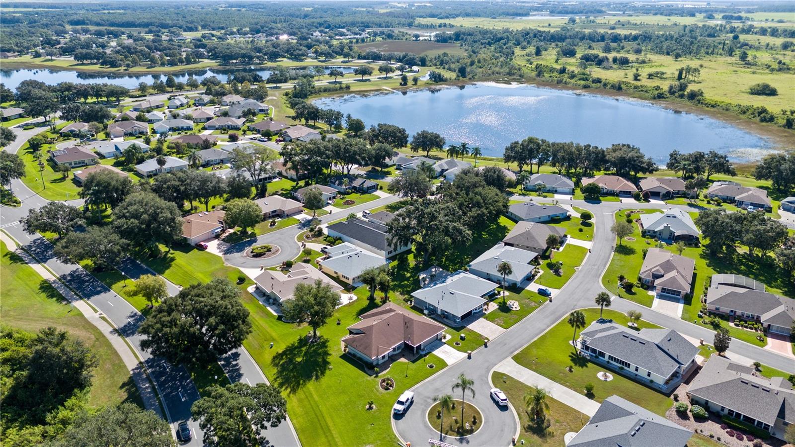 Image 34 of 44 For 21524 Queen Anne Court