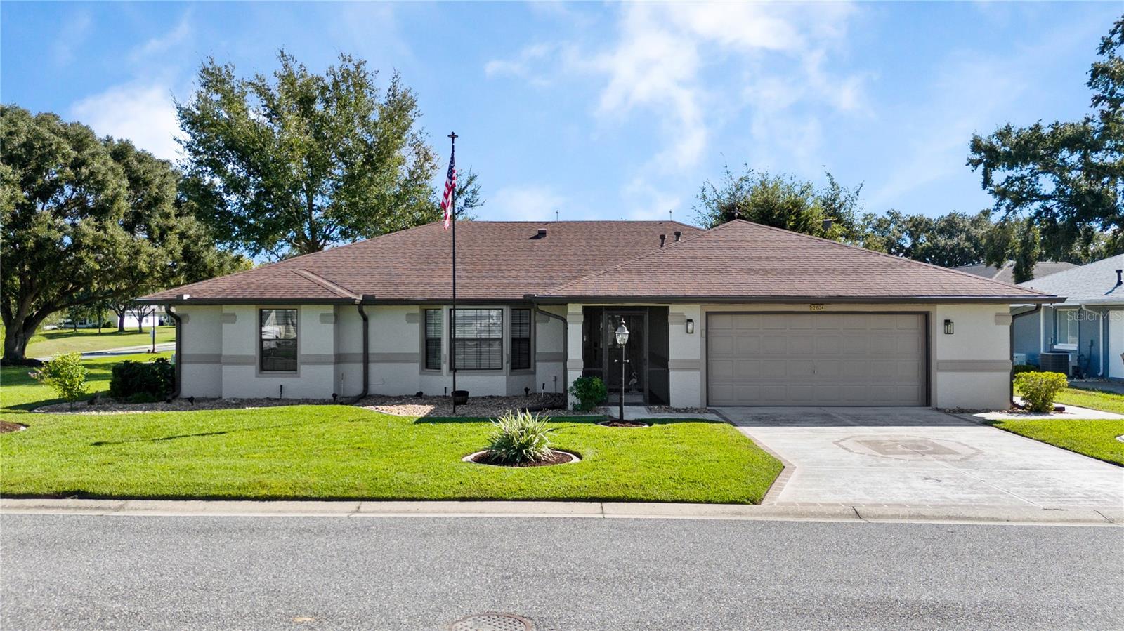 Image 37 of 44 For 21524 Queen Anne Court