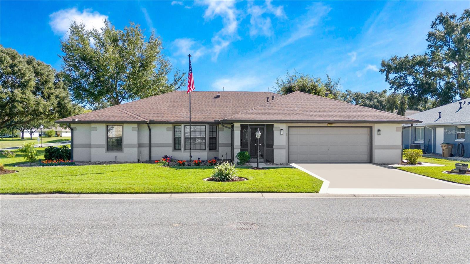 Image 40 of 44 For 21524 Queen Anne Court